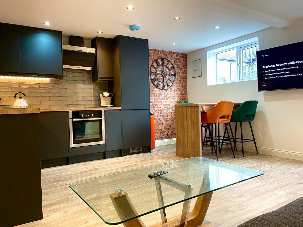 Smart/ Modern One Bedroom Flat Пърли Екстериор снимка