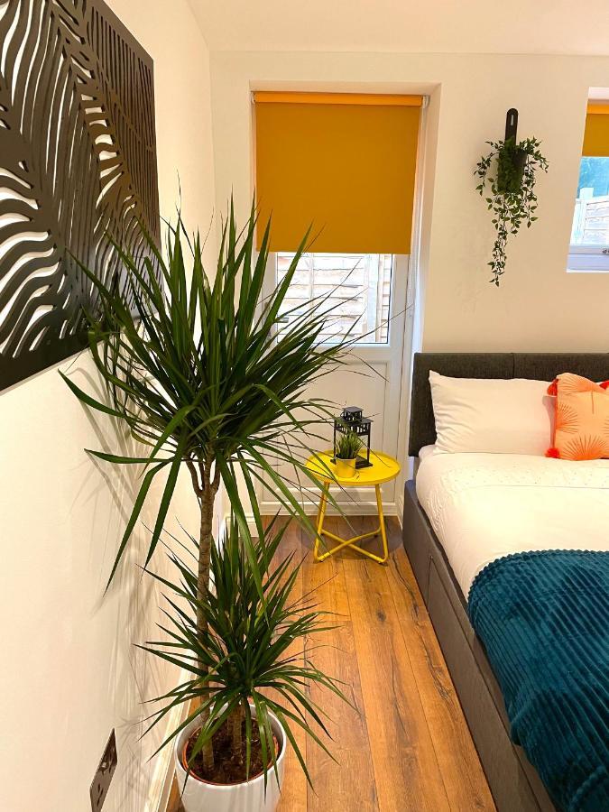 Smart/ Modern One Bedroom Flat Пърли Екстериор снимка